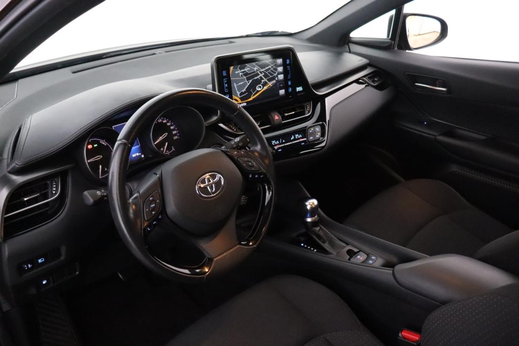 TOYOTA C-HR 2018