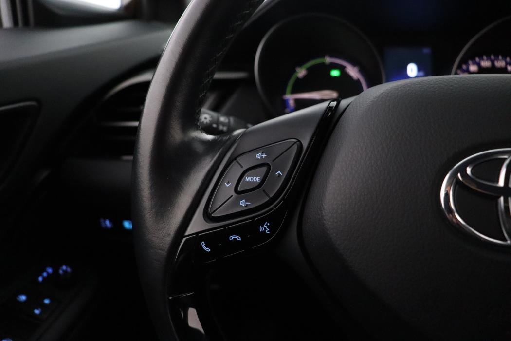 TOYOTA C-HR 2018