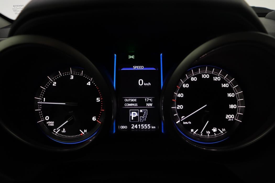 TOYOTA Land Cruiser 2016