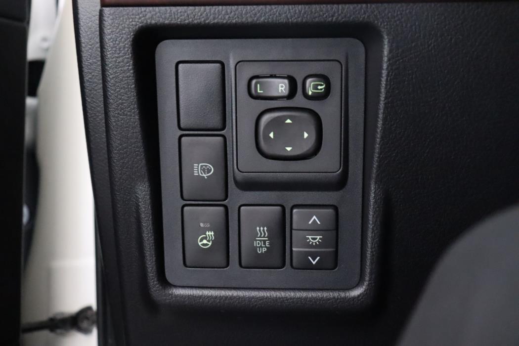 TOYOTA Land Cruiser 2016
