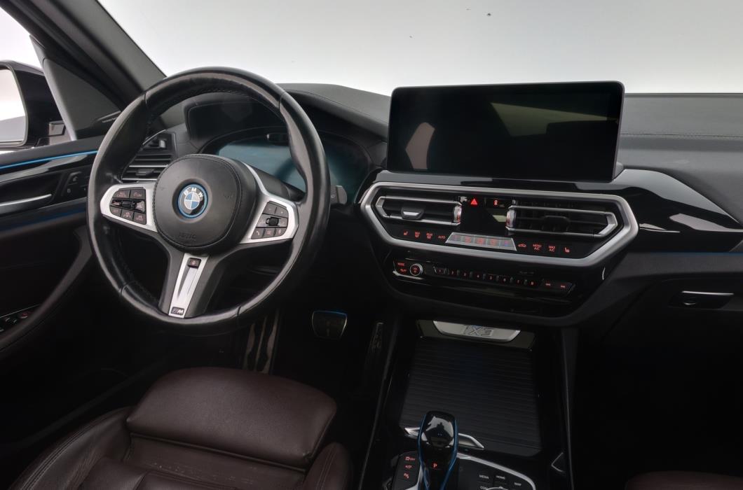 BMW iX3 2022