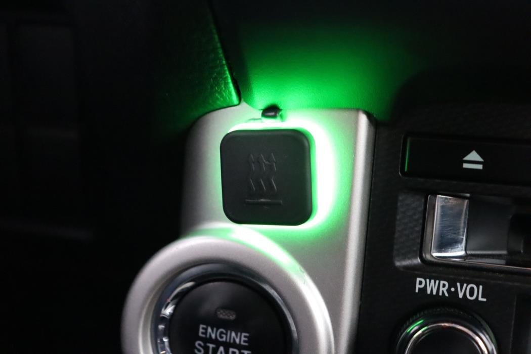 TOYOTA Land Cruiser 2013