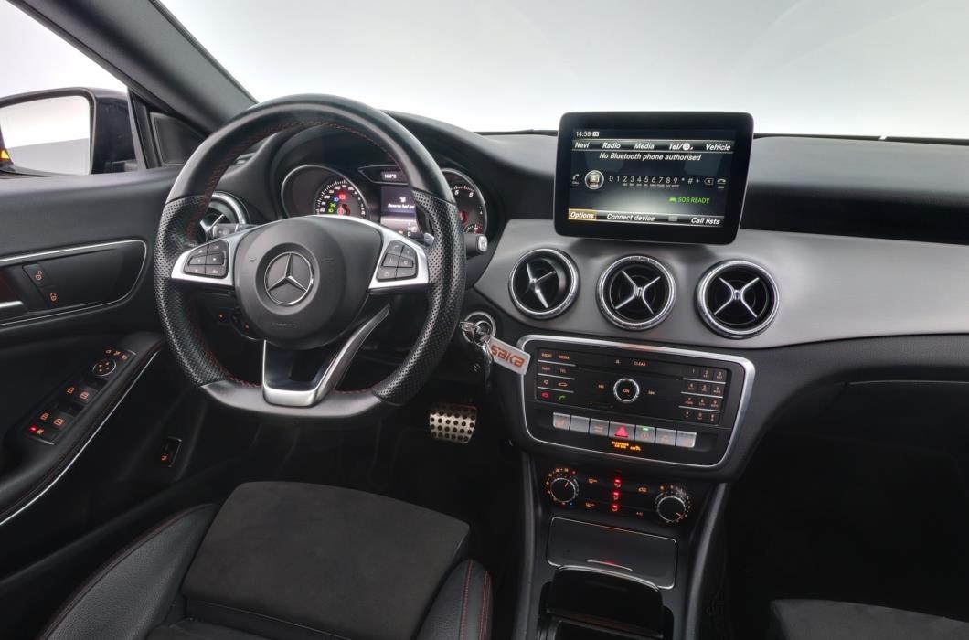 MERCEDES-BENZ CLA 2016