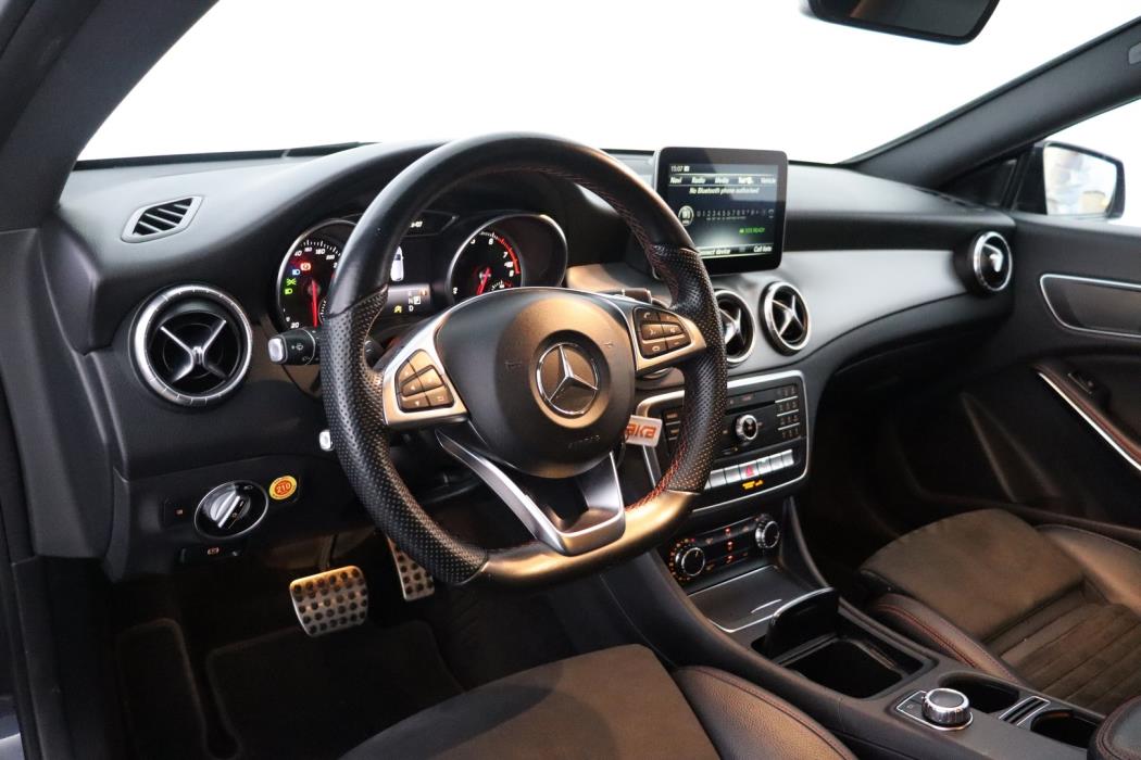 MERCEDES-BENZ CLA 2016