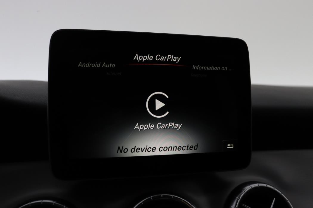 MERCEDES-BENZ CLA 2016