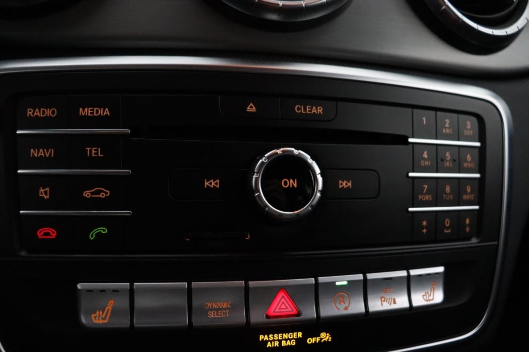 MERCEDES-BENZ CLA 2016