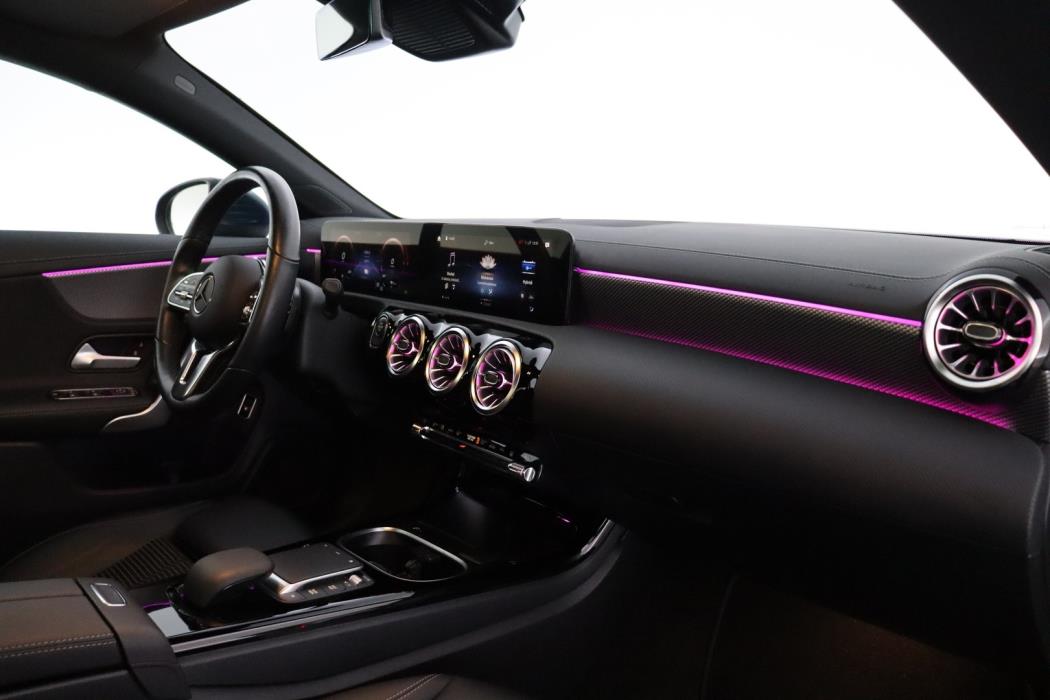 MERCEDES-BENZ CLA 2023