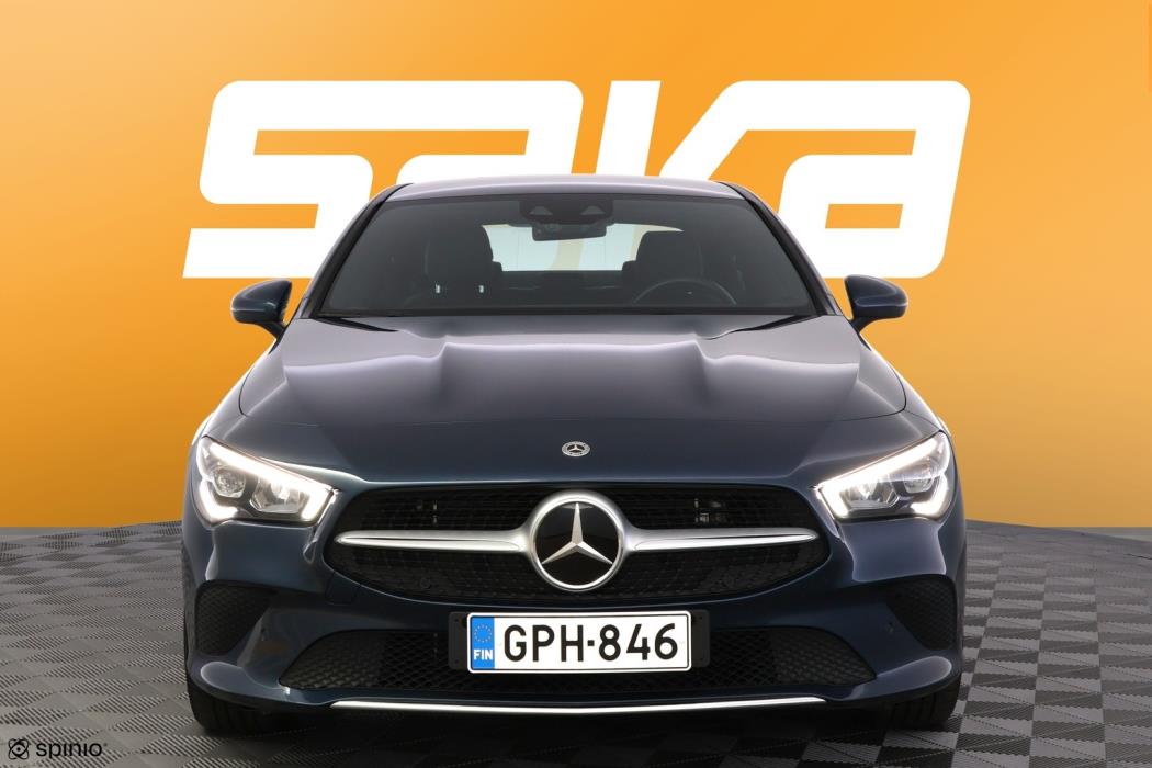 MERCEDES-BENZ CLA 2023