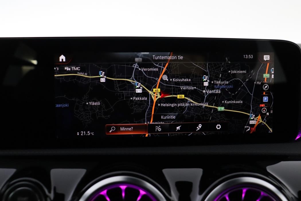 MERCEDES-BENZ CLA 2023