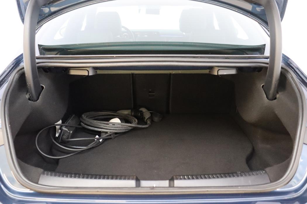 MERCEDES-BENZ CLA 2023