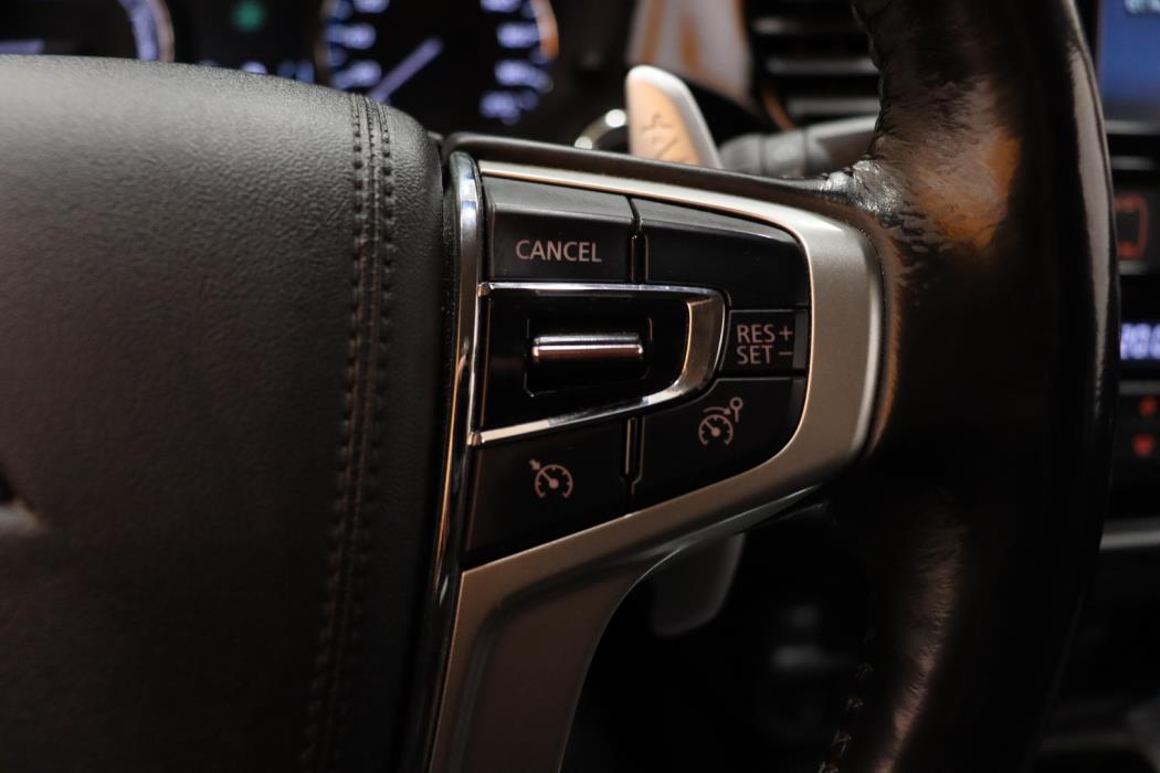 MITSUBISHI Outlander PHEV 2016