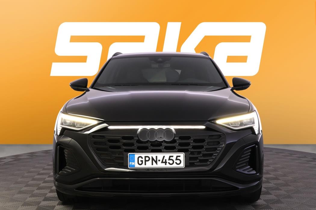 AUDI Q8 e-tron 2024