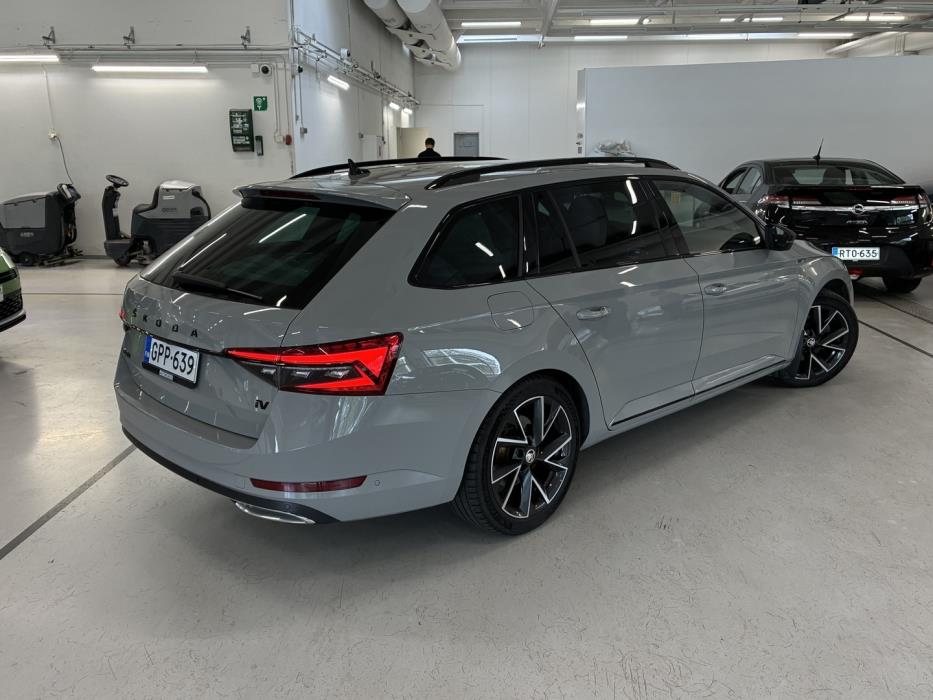 SKODA Superb 2024