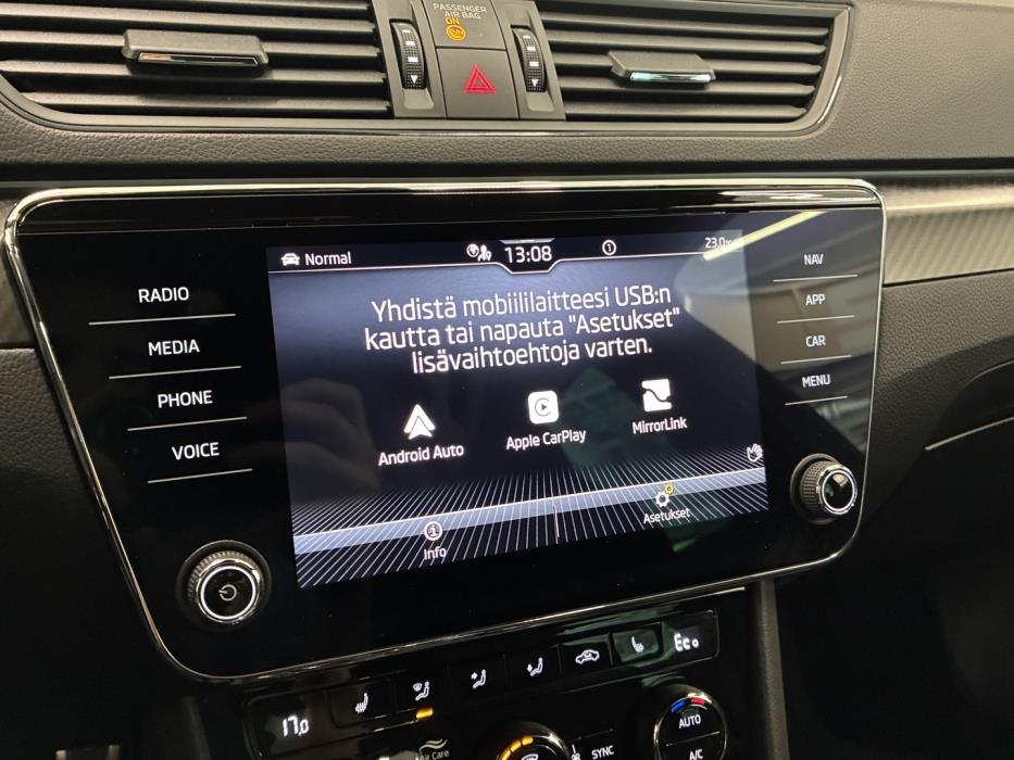 SKODA Superb 2024