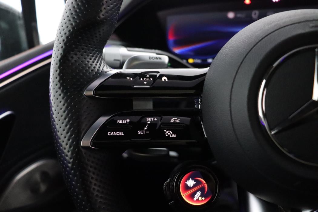 MERCEDES-BENZ EQS 2022