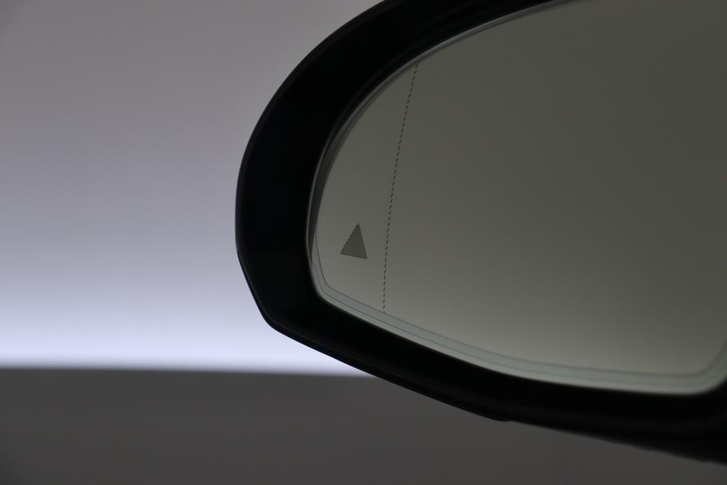 MERCEDES-BENZ EQS 2022