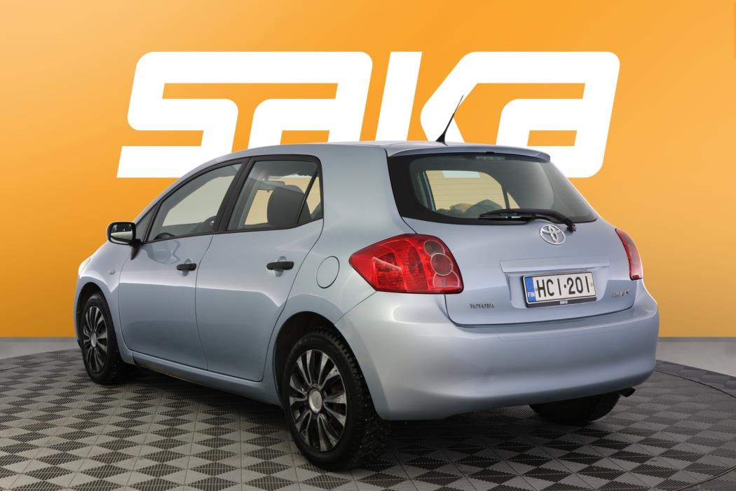 TOYOTA Auris 2007