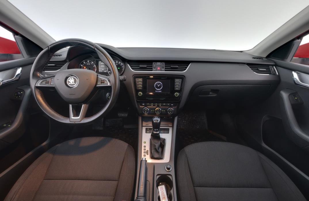 SKODA Octavia 2014