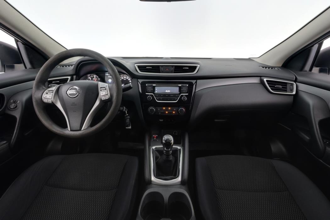 NISSAN Qashqai 2015