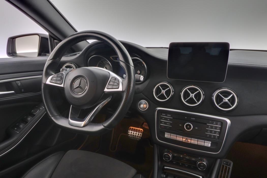MERCEDES-BENZ CLA 2018