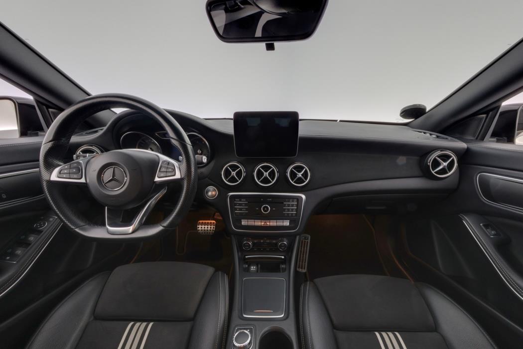 MERCEDES-BENZ CLA 2018