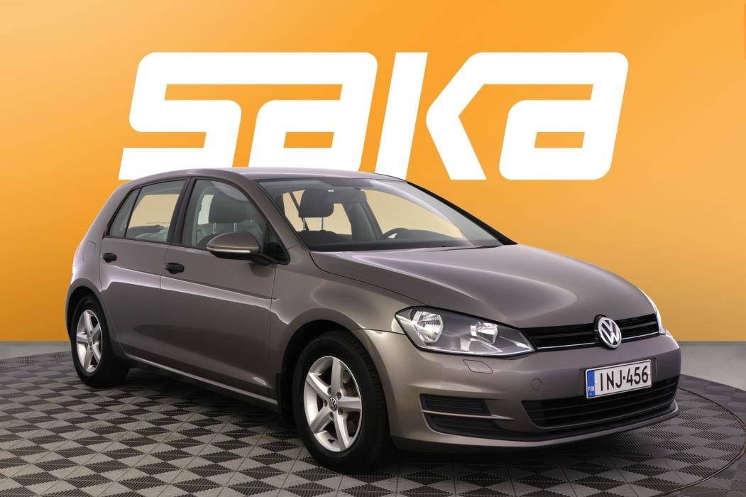 VOLKSWAGEN Golf 2014