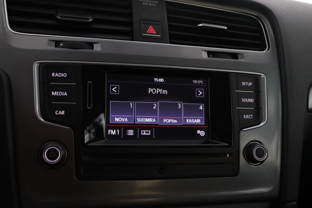 VOLKSWAGEN Golf 2014