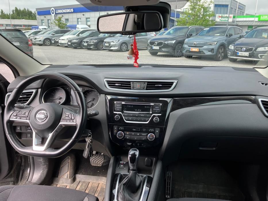 NISSAN Qashqai 2018