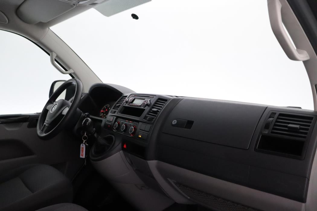 VOLKSWAGEN Transporter 2015
