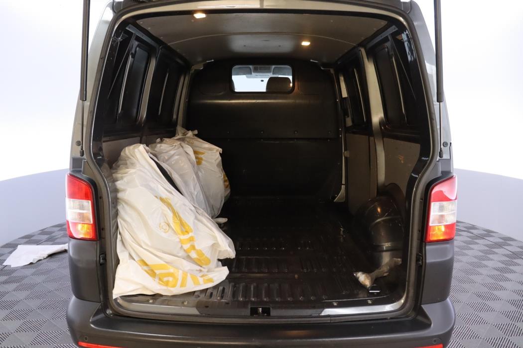 VOLKSWAGEN Transporter 2015