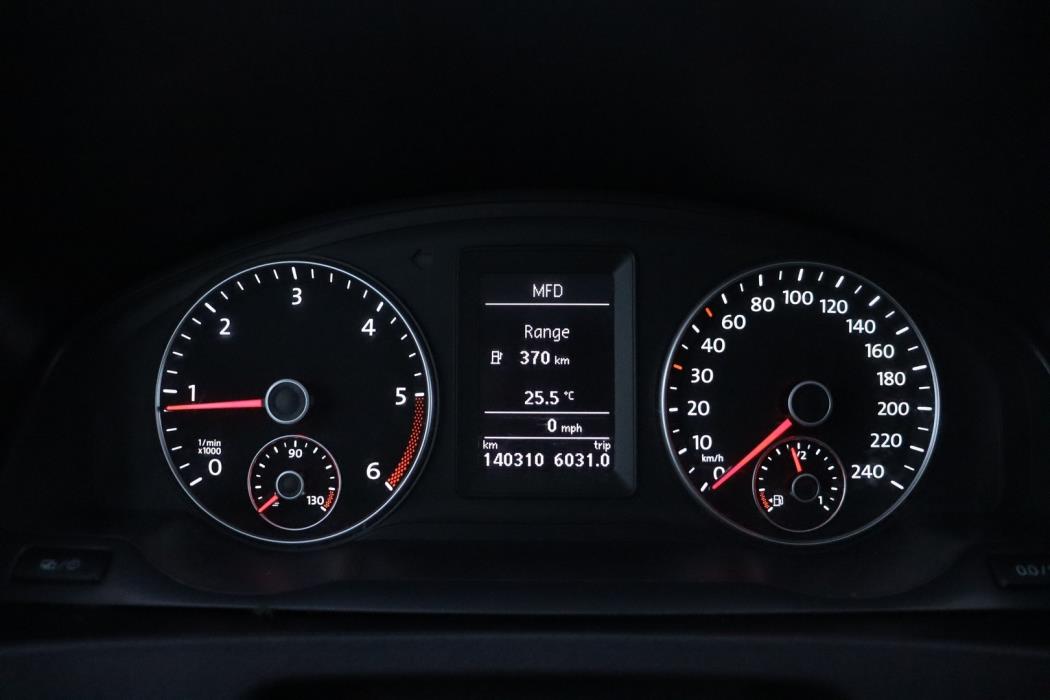 VOLKSWAGEN Transporter 2015