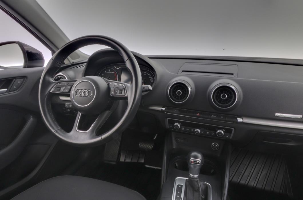 AUDI A3 2019