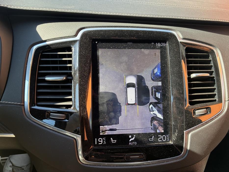 VOLVO XC90 2019