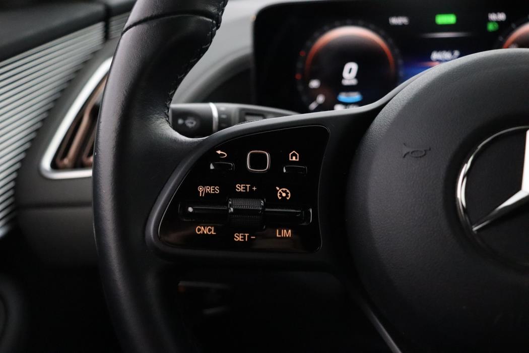 MERCEDES-BENZ EQC 2022