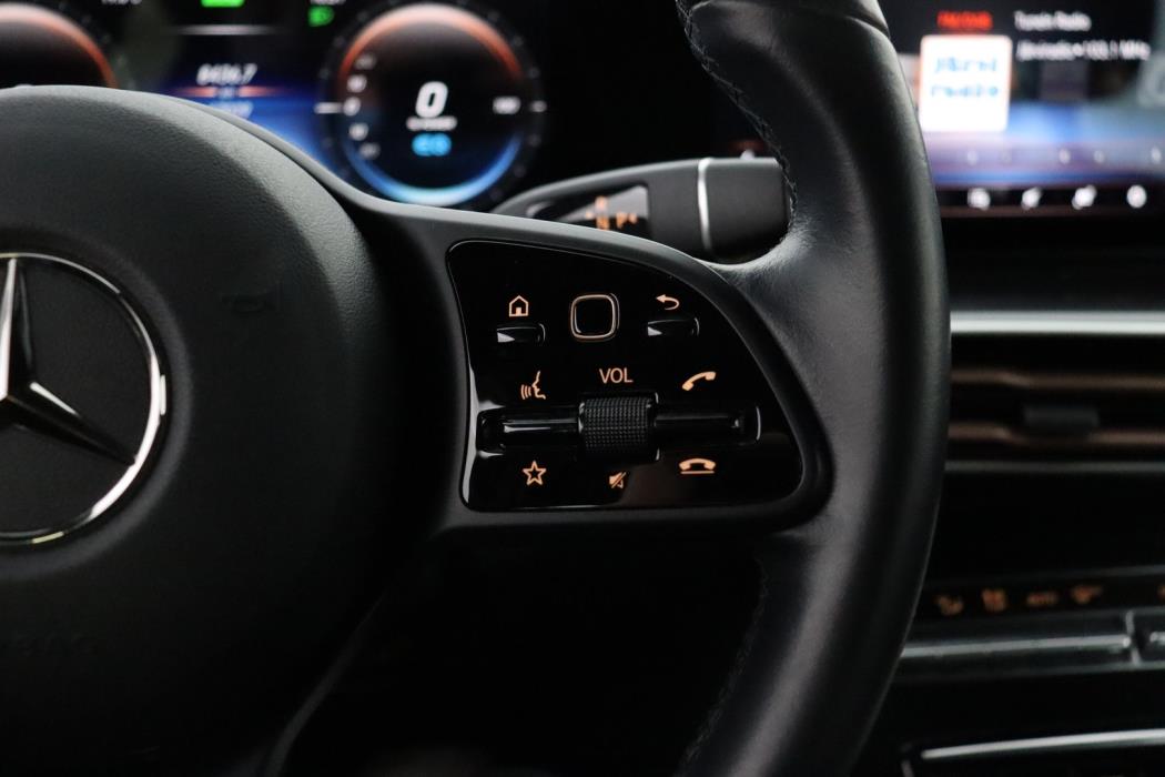 MERCEDES-BENZ EQC 2022