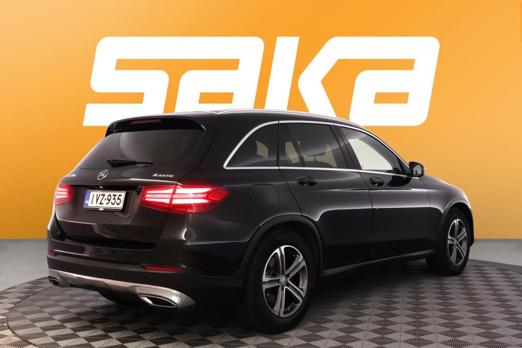 MERCEDES-BENZ GLC 2015