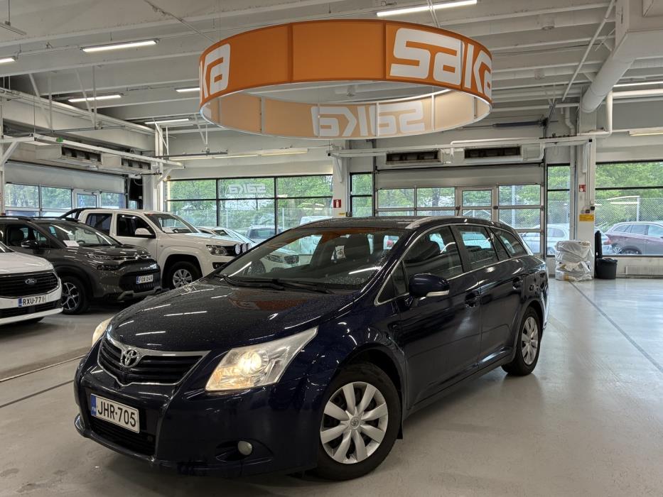 TOYOTA Avensis 2011