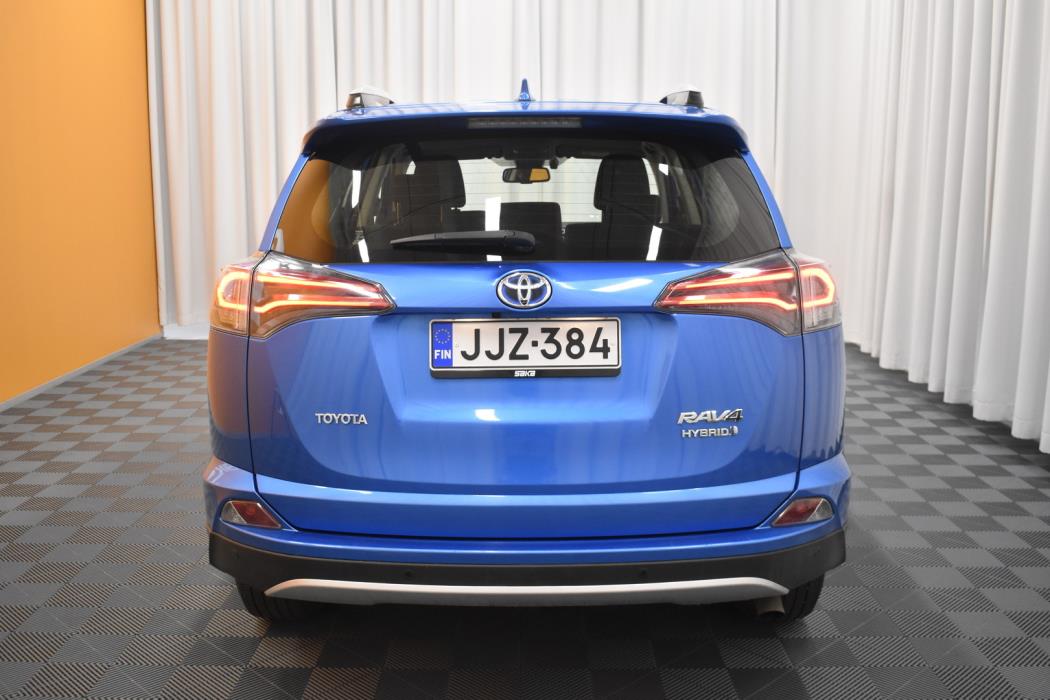TOYOTA RAV4 2016