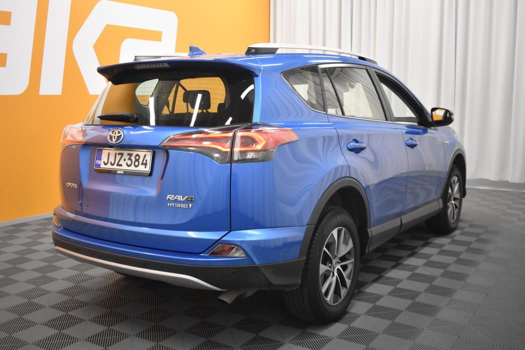 TOYOTA RAV4 2016