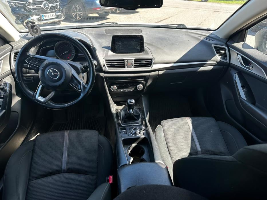 MAZDA Mazda3 2017