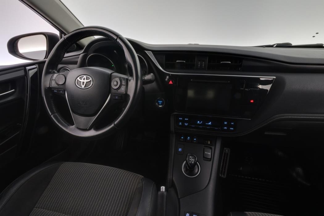 TOYOTA Auris 2018