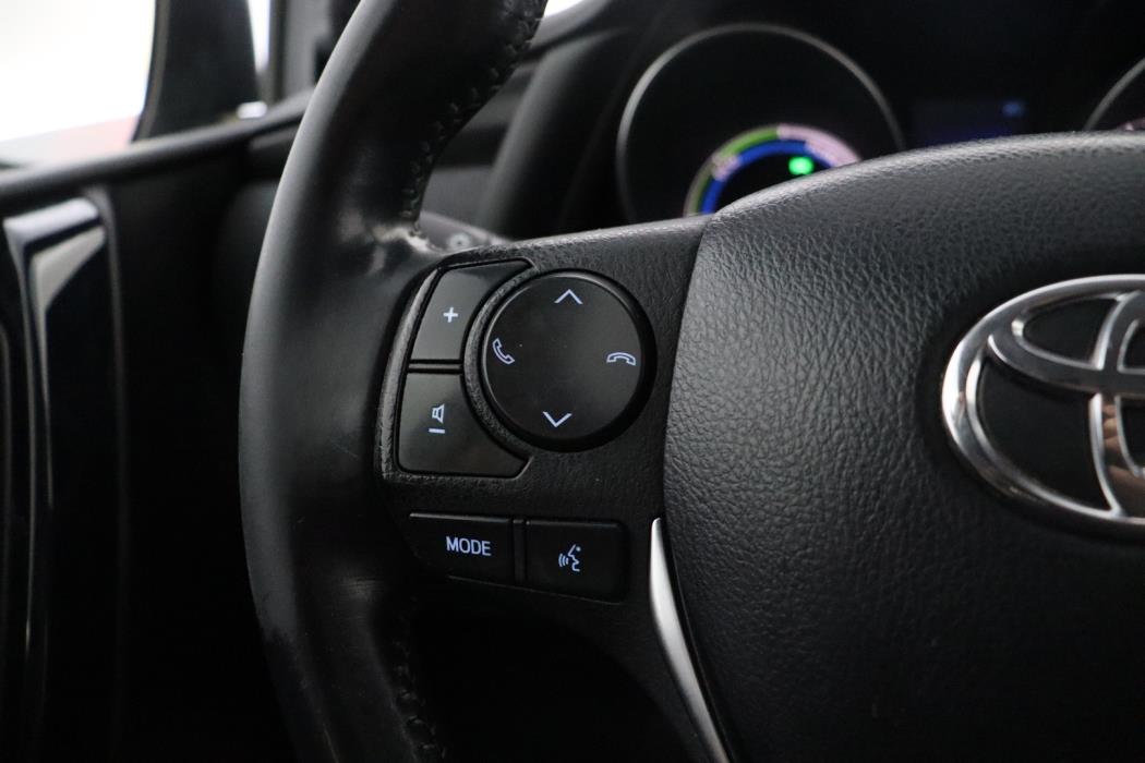 TOYOTA Auris 2018