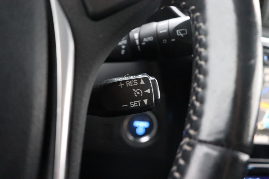 TOYOTA Auris 2018