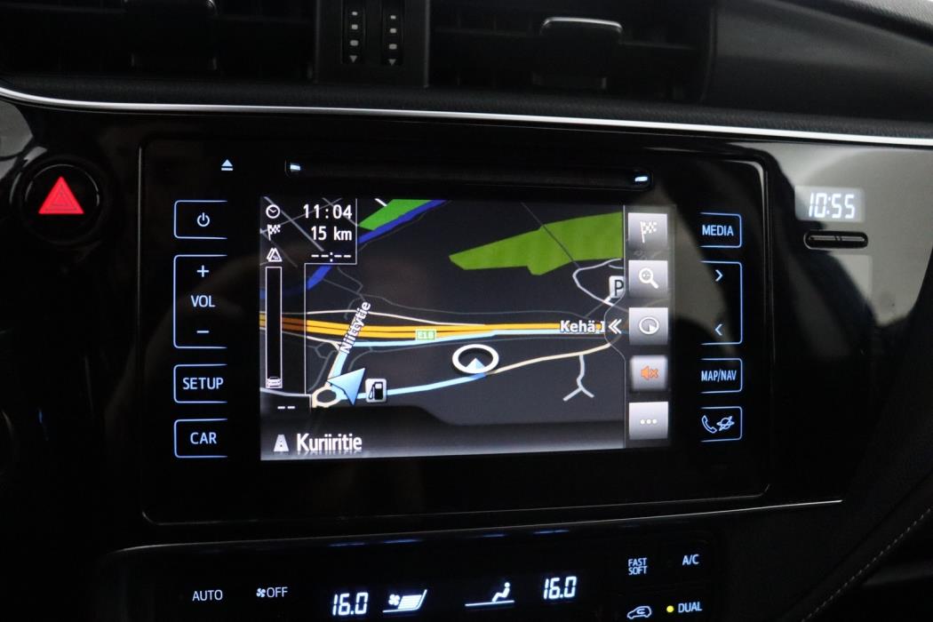 TOYOTA Auris 2018
