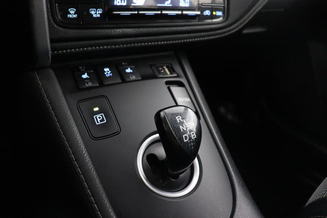 TOYOTA Auris 2018