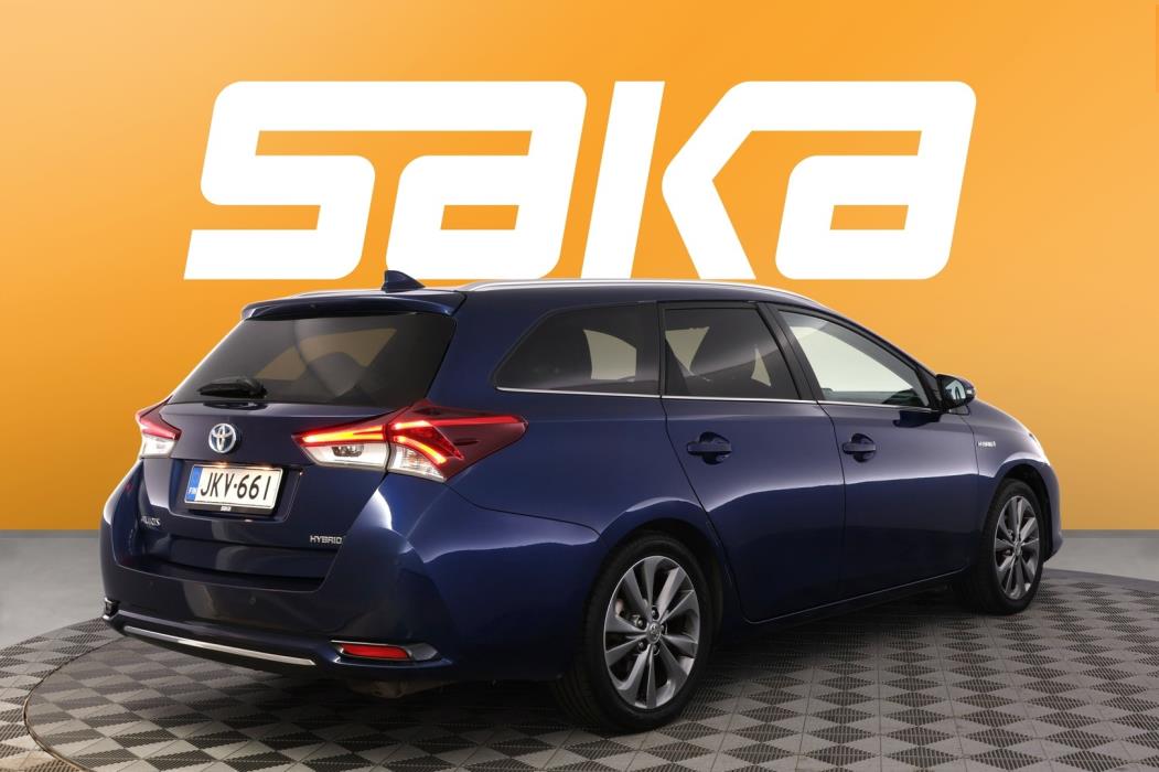 TOYOTA Auris 2018