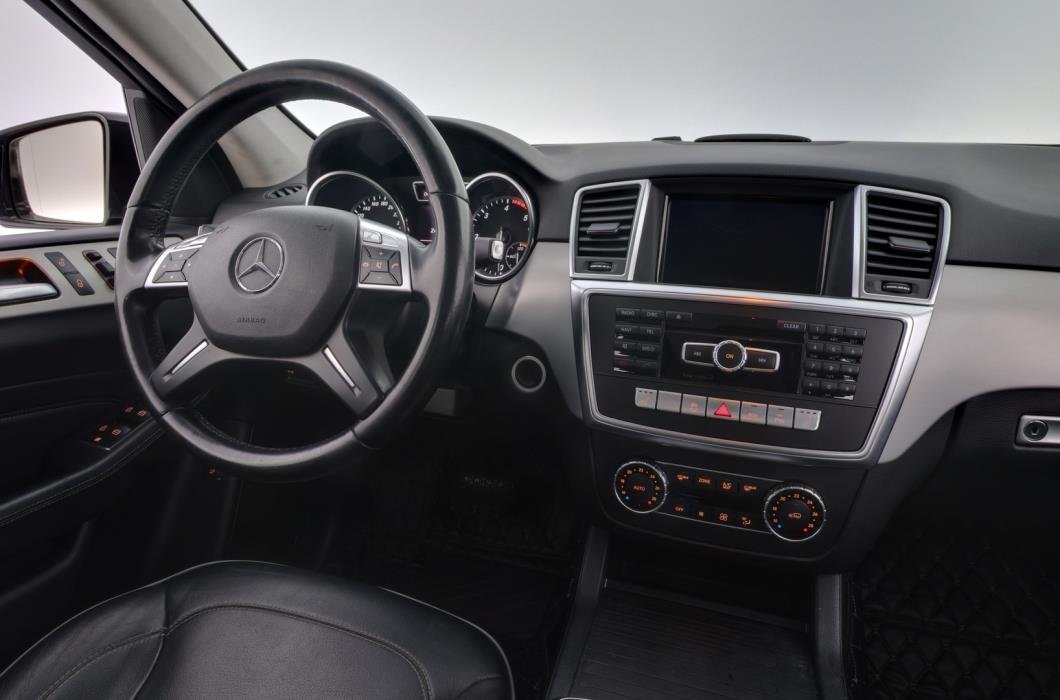 MERCEDES-BENZ ML 2013
