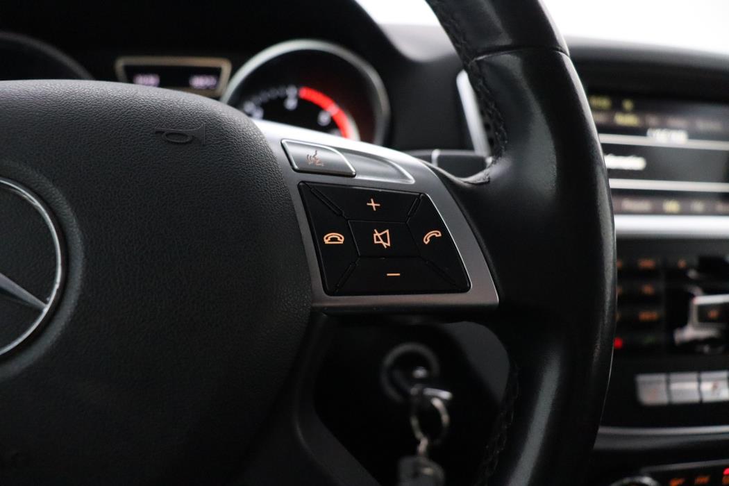 MERCEDES-BENZ ML 2013