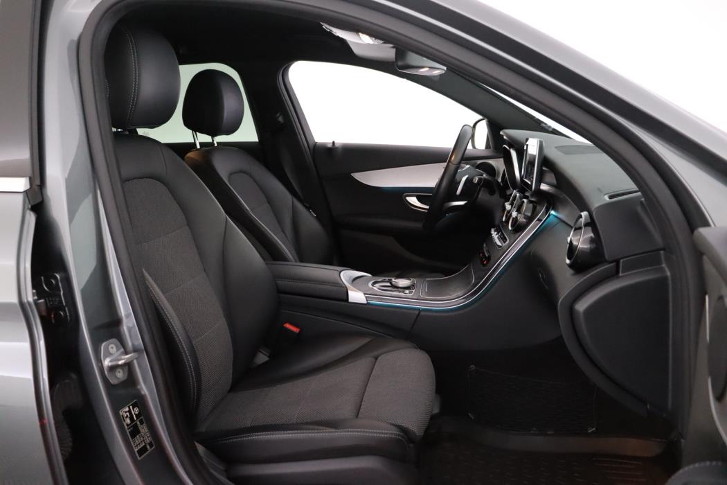 MERCEDES-BENZ C 2018
