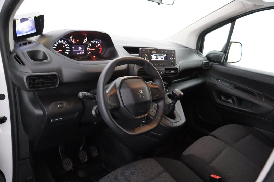 PEUGEOT Partner 2023